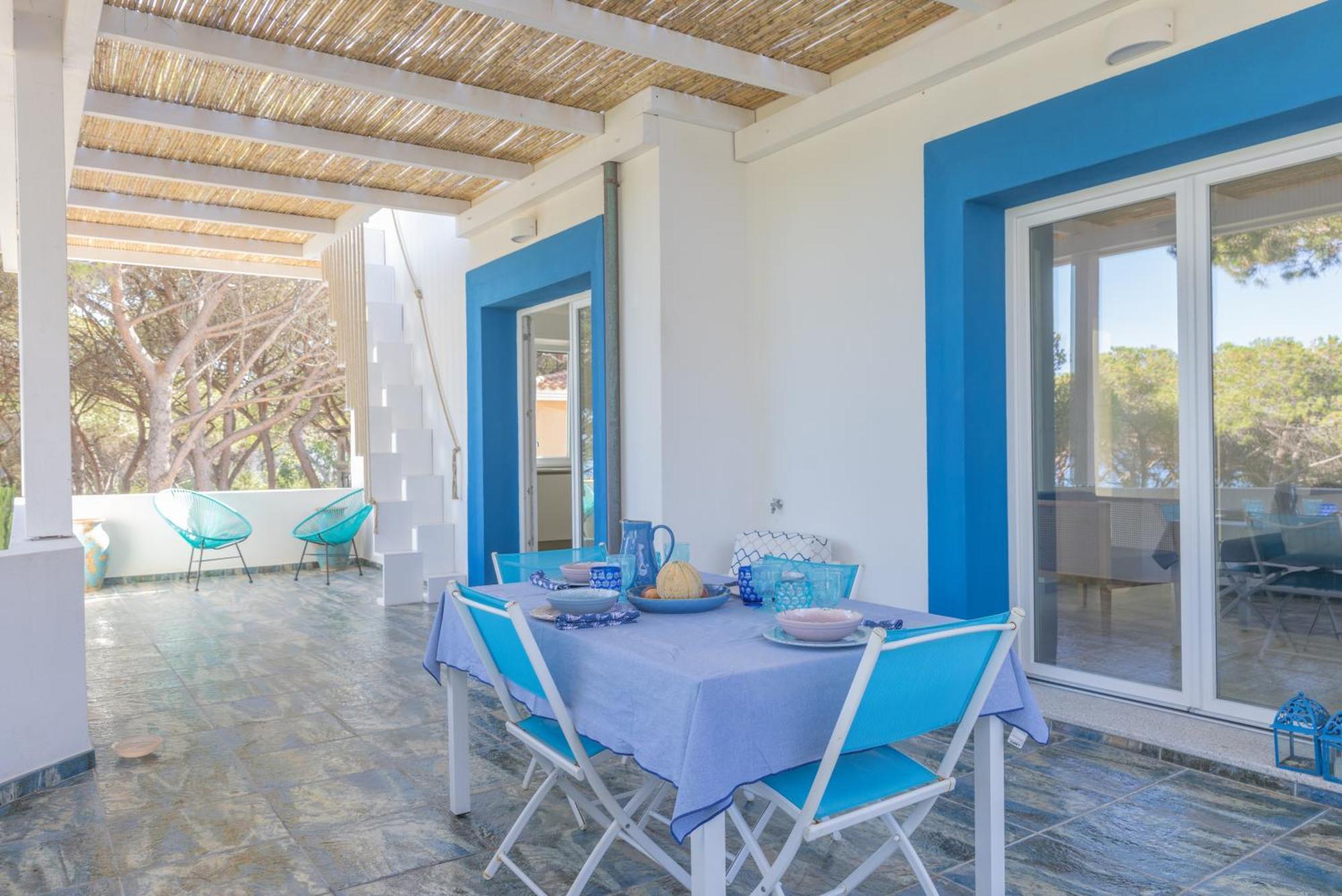 Villa B. Calaliberotto Cala Liberotto Exterior photo